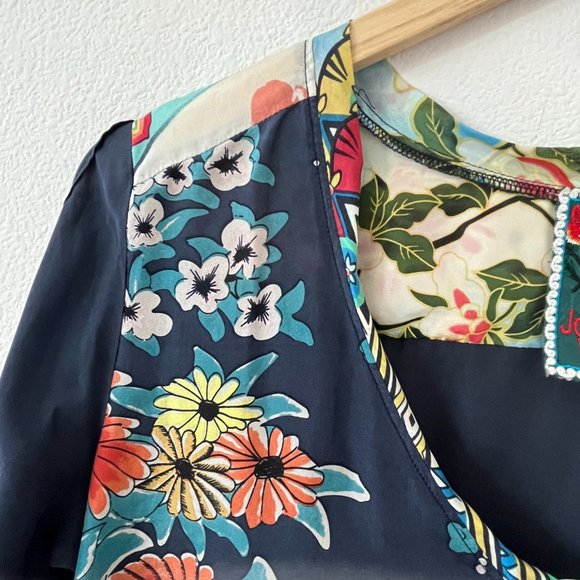 Johnny Was 100% Silk Floral Tunic Size XS - Picture 5 of 13